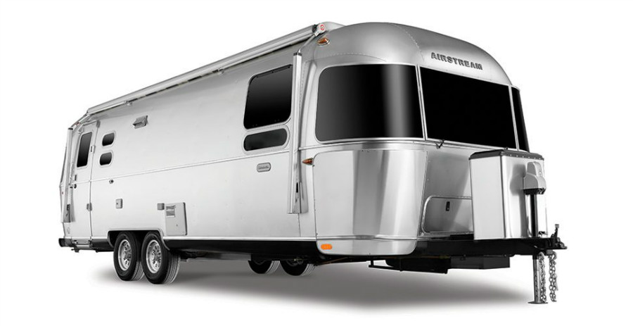 17-Airstream_MY18_Globetrotter_Overview_360-Product-Studio_Quarter-View-Level.jpg